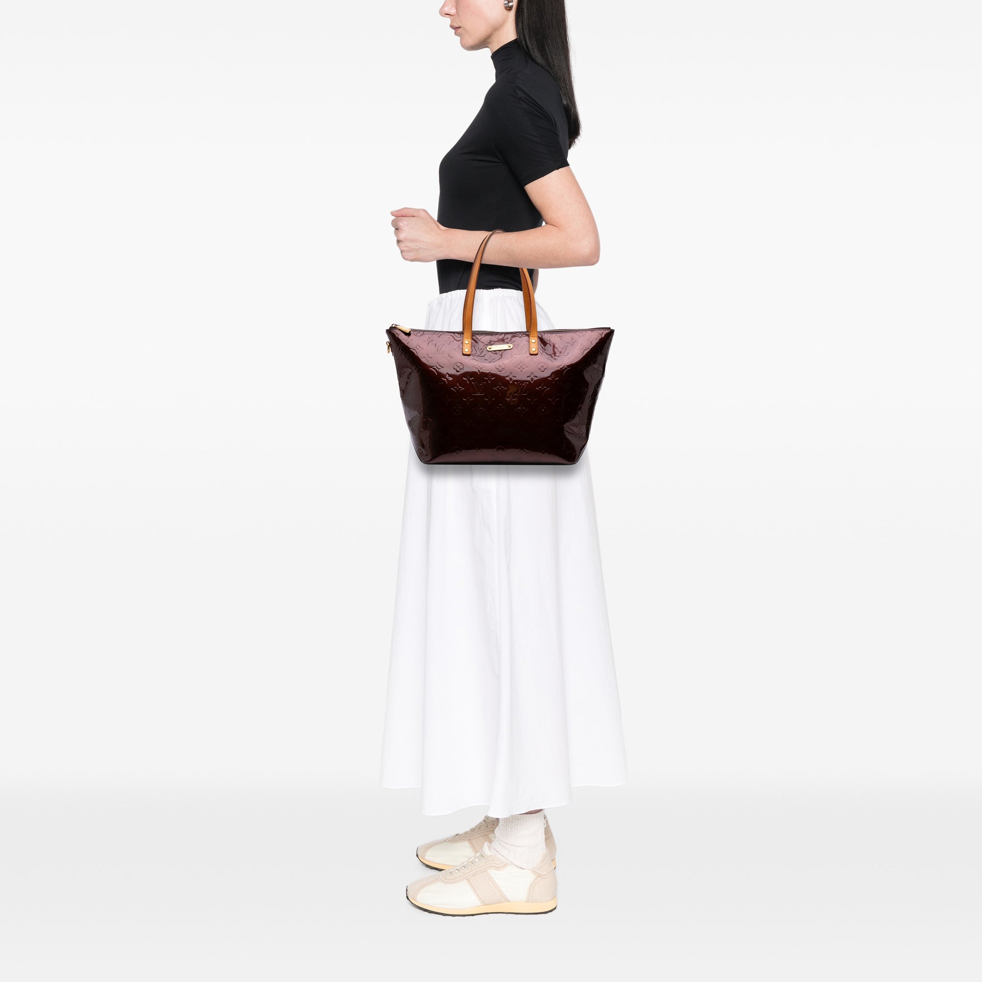 Monogram Vernis Bellevue GM