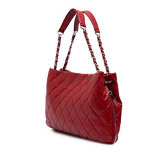 Quilted Caviar Expandable Zip Tote
