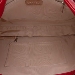 Quilted Caviar Expandable Zip Tote