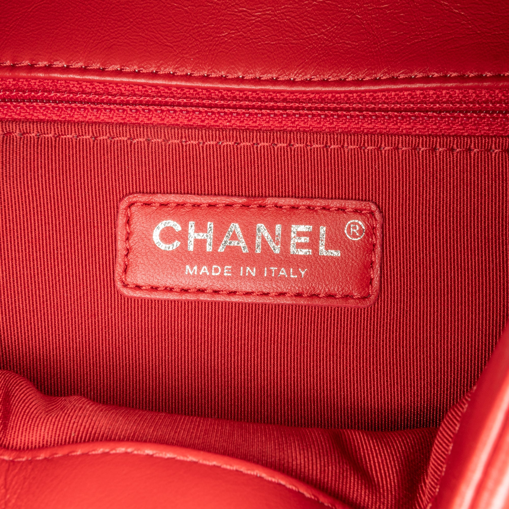 Crumpled Chain All Over Flap 
