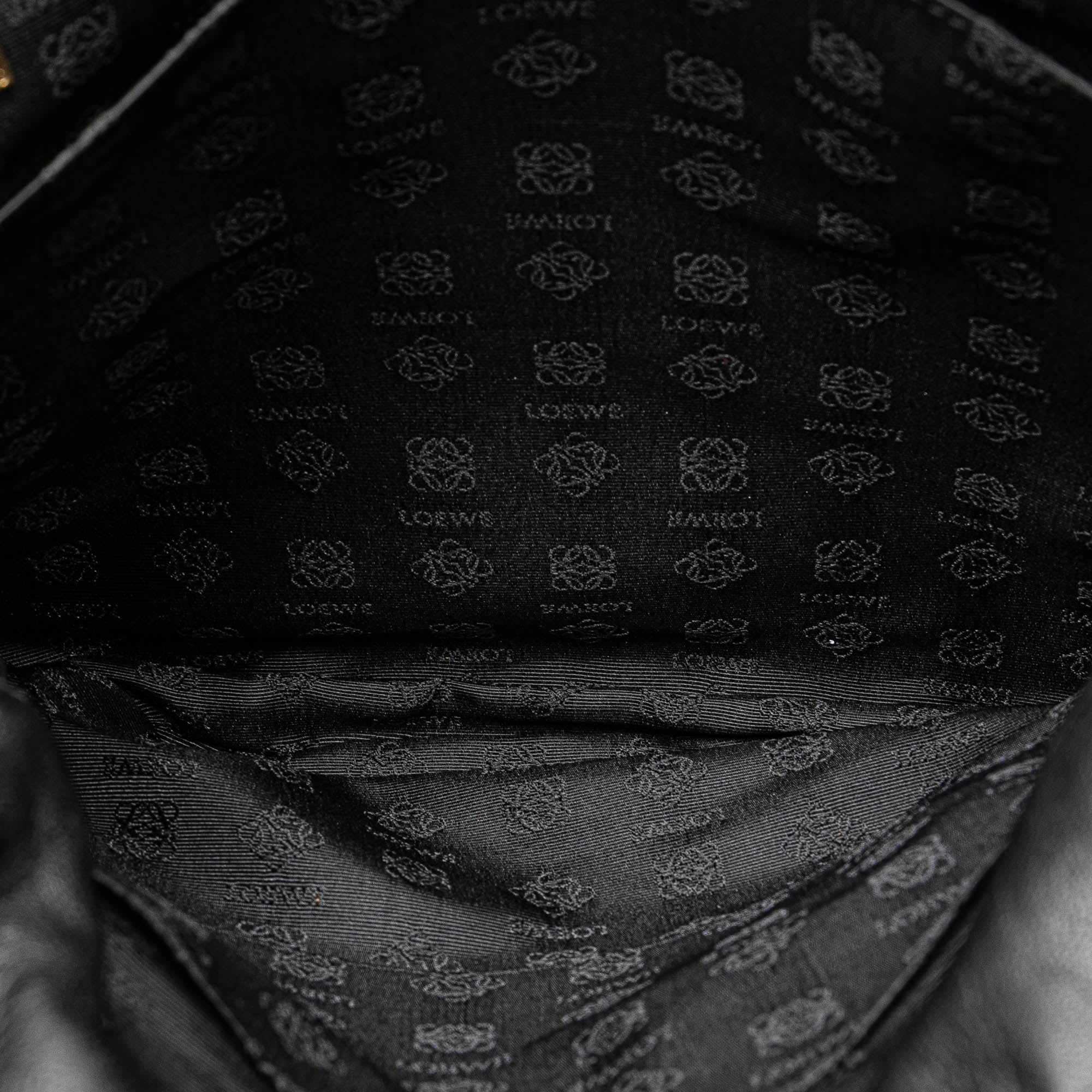 Nappa Flamenco Drawstring Crossbody