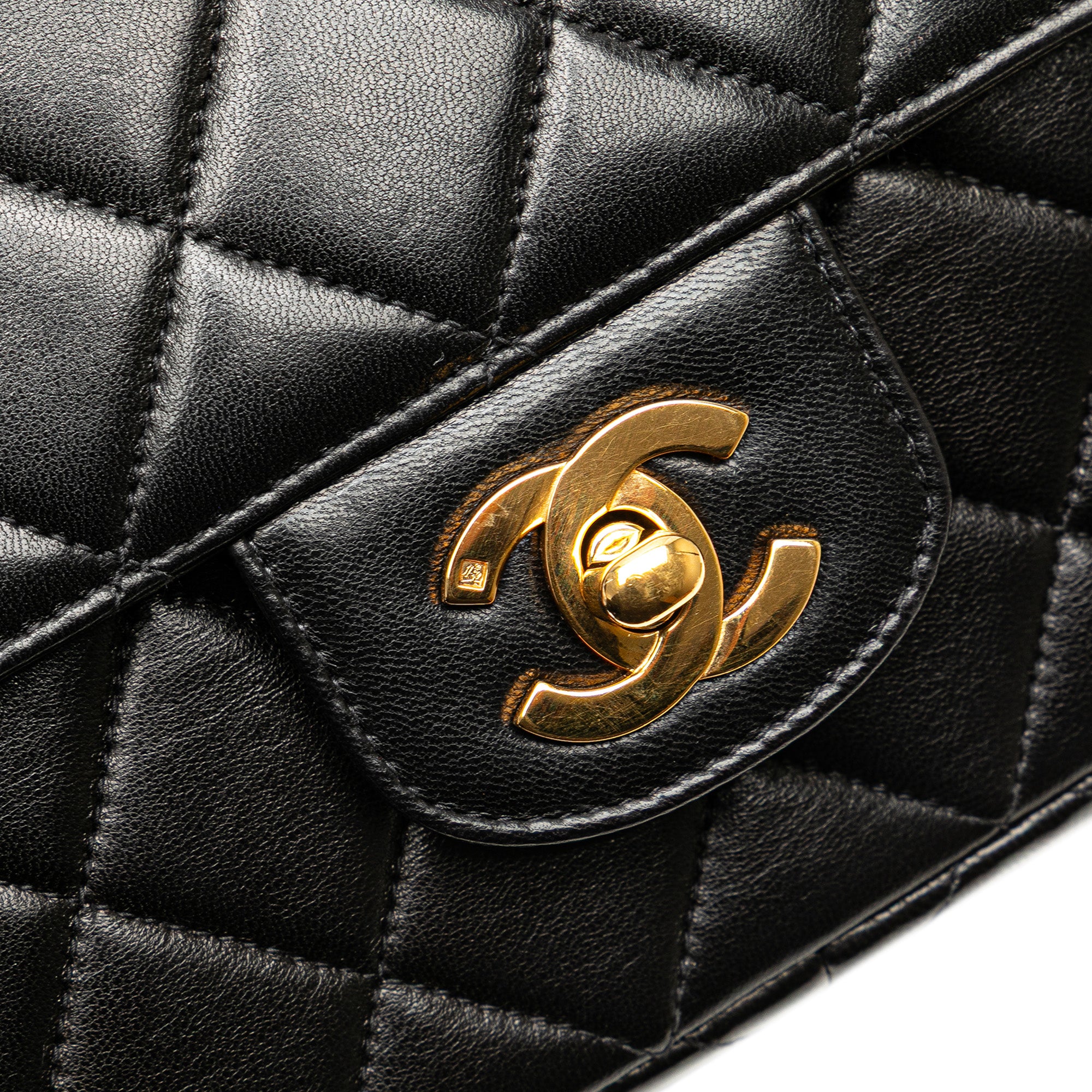 Medium CC Quilted Lambskin Border Single Flap