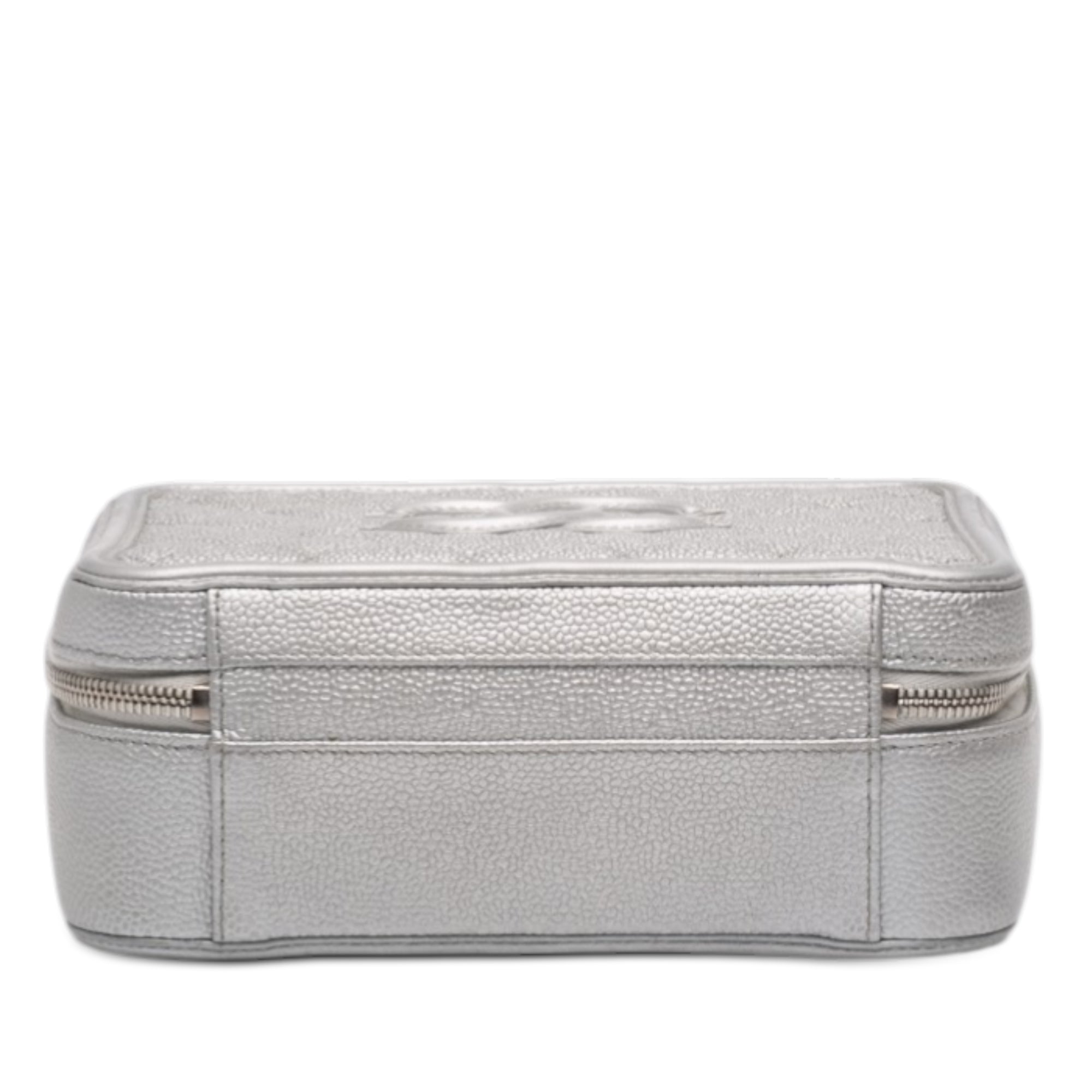 Medium Caviar CC Filigree Vanity Case