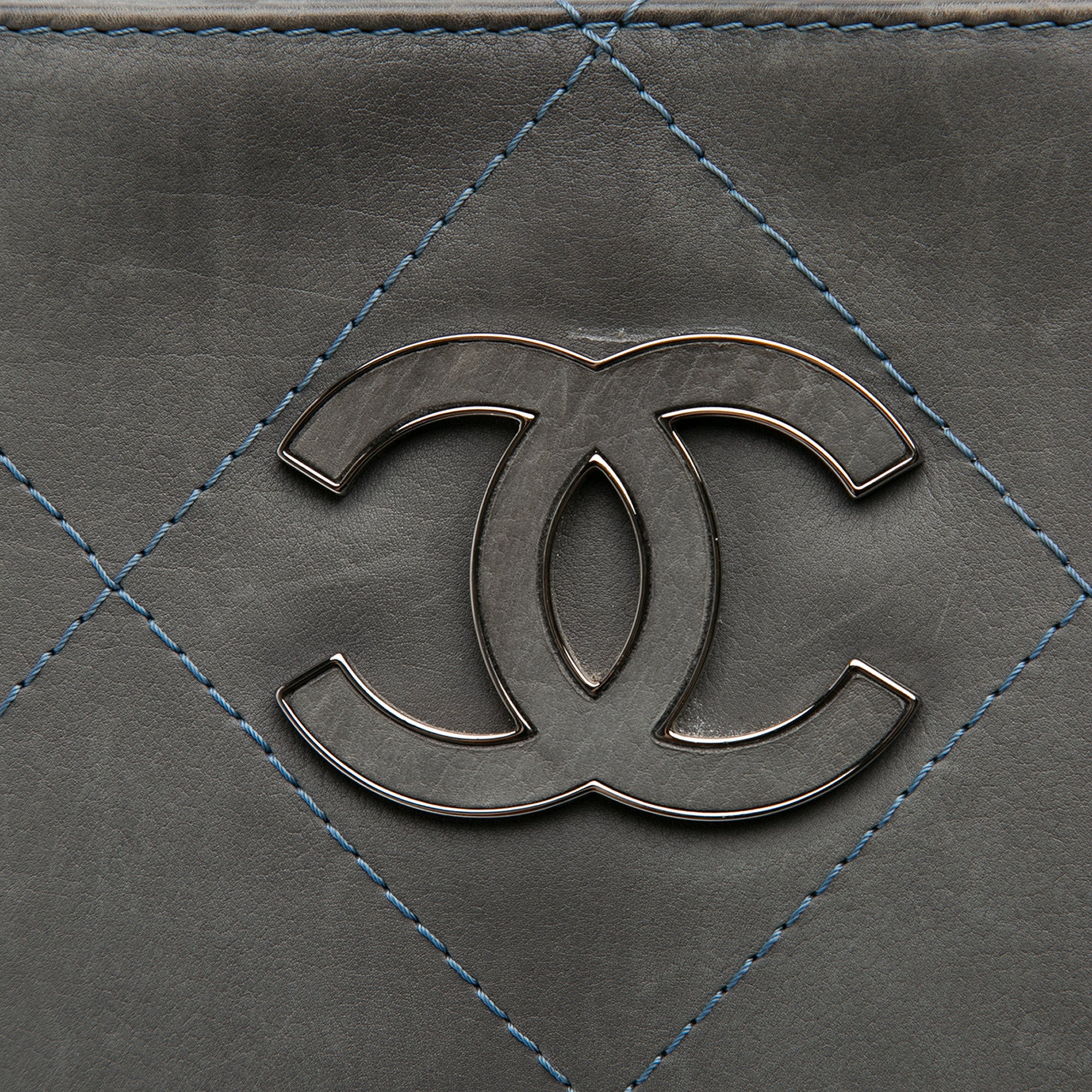 Large Calfskin Ultra Stitch Hamptons Enamel CC Tote
