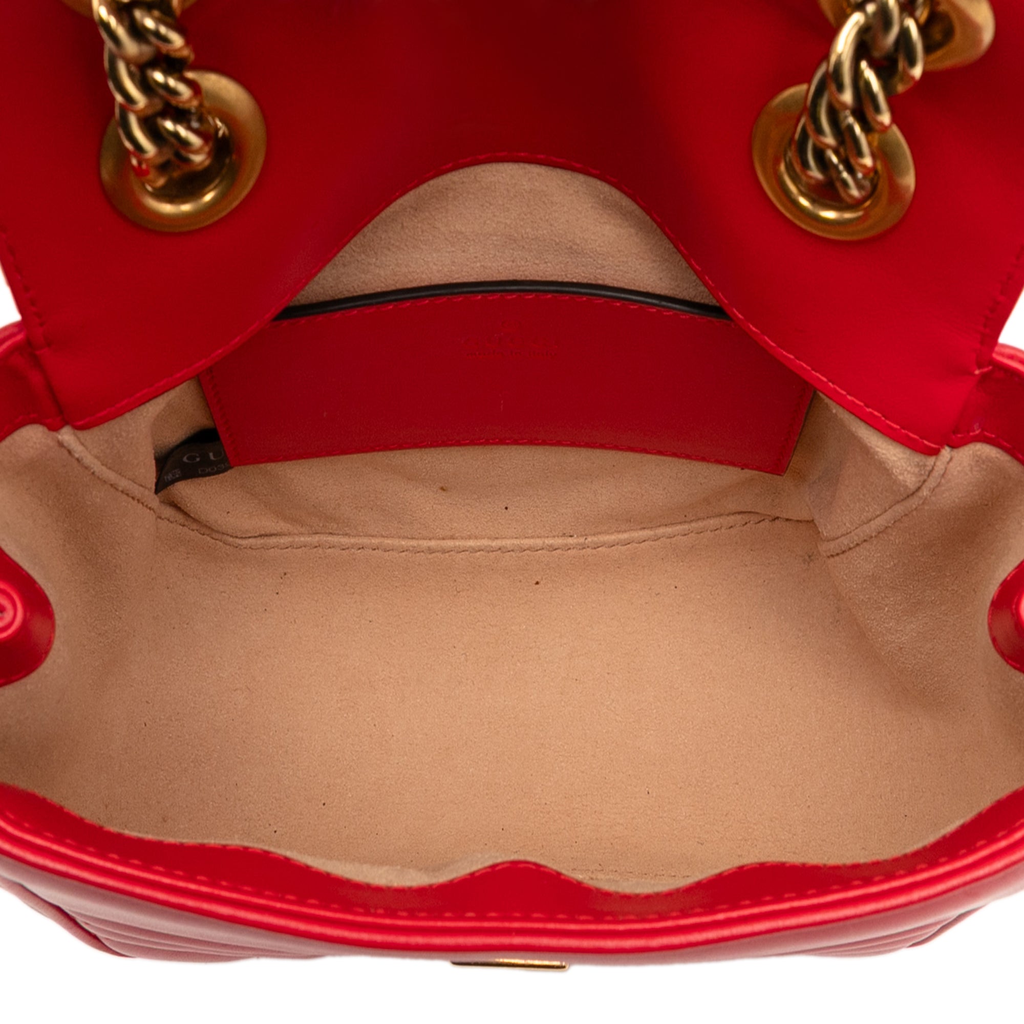 Mini GG Marmont Matelasse Leather Flap Crossbody