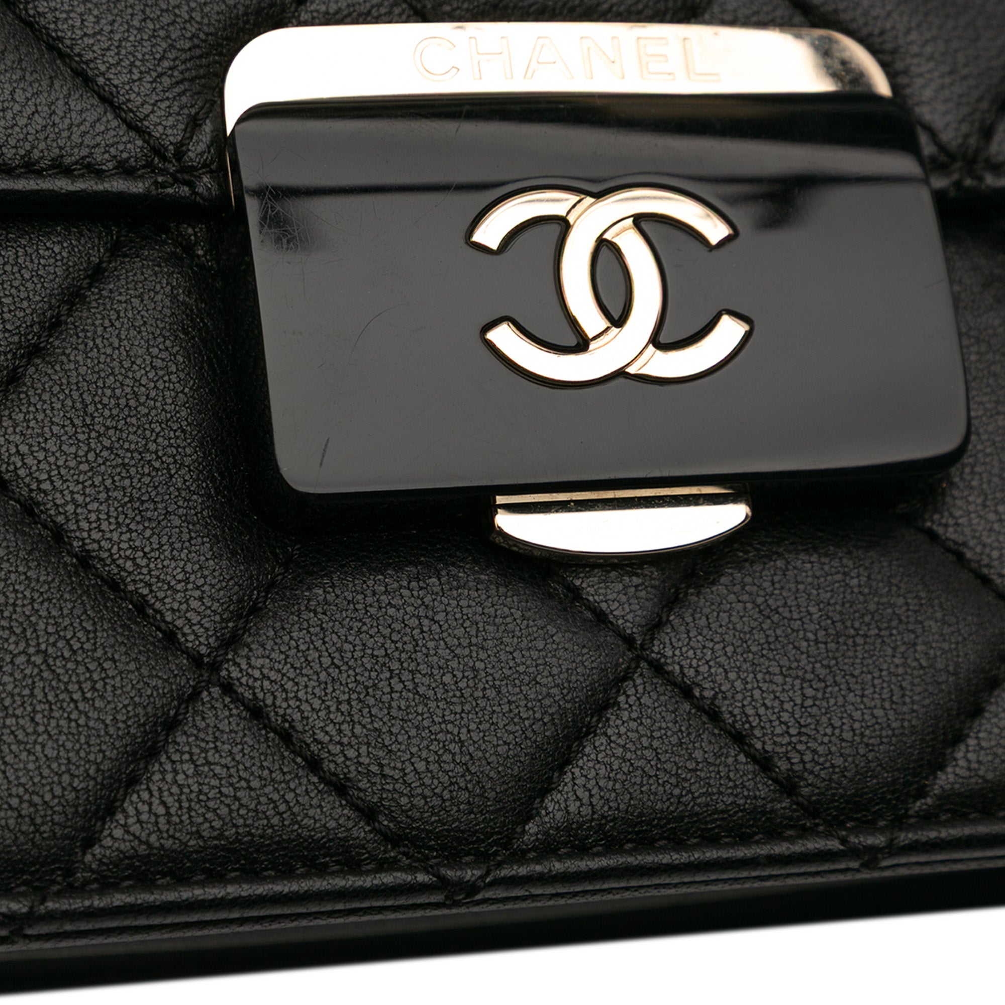 Large Sheepskin Beauty Lock Flap