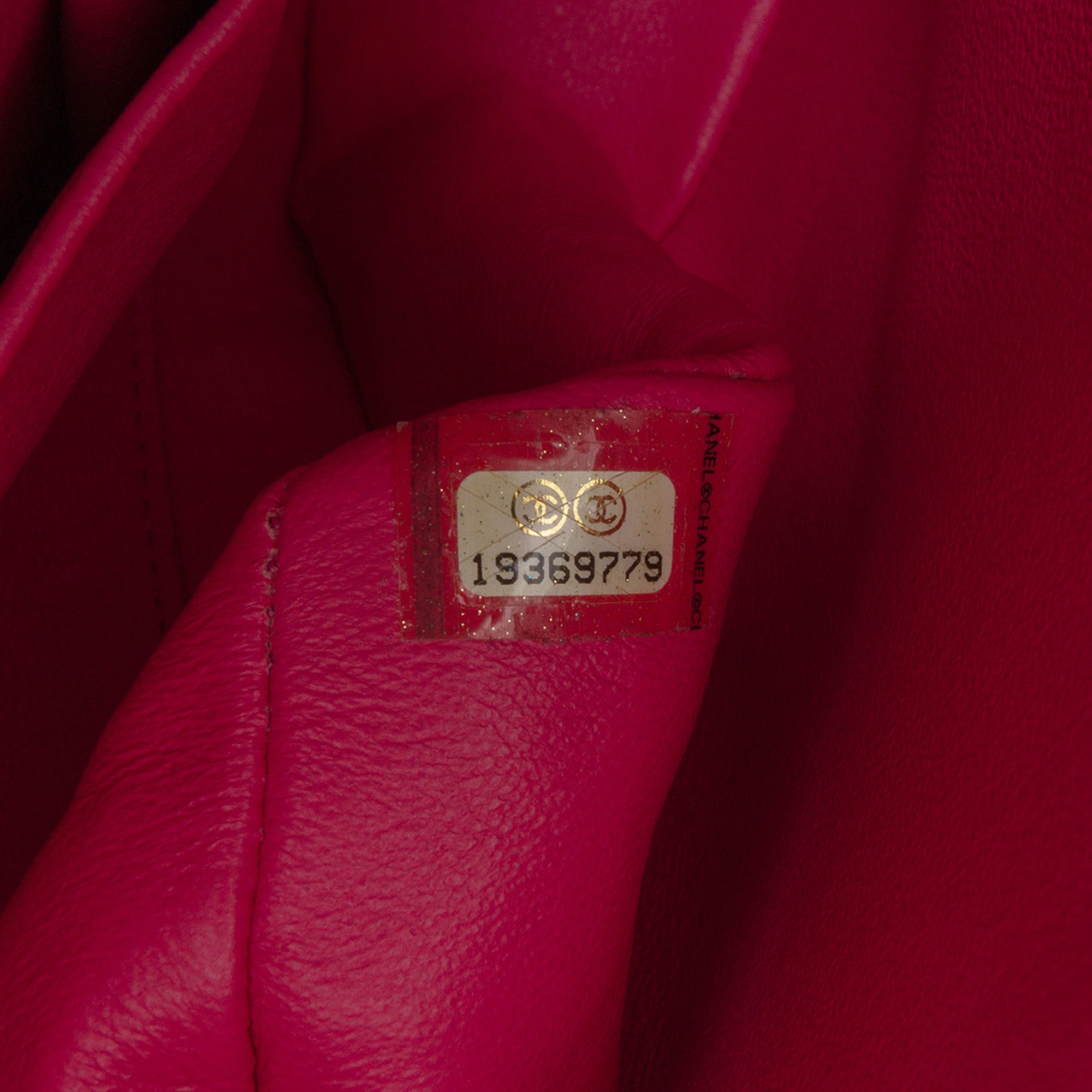 Medium Classic Lambskin Double Flap