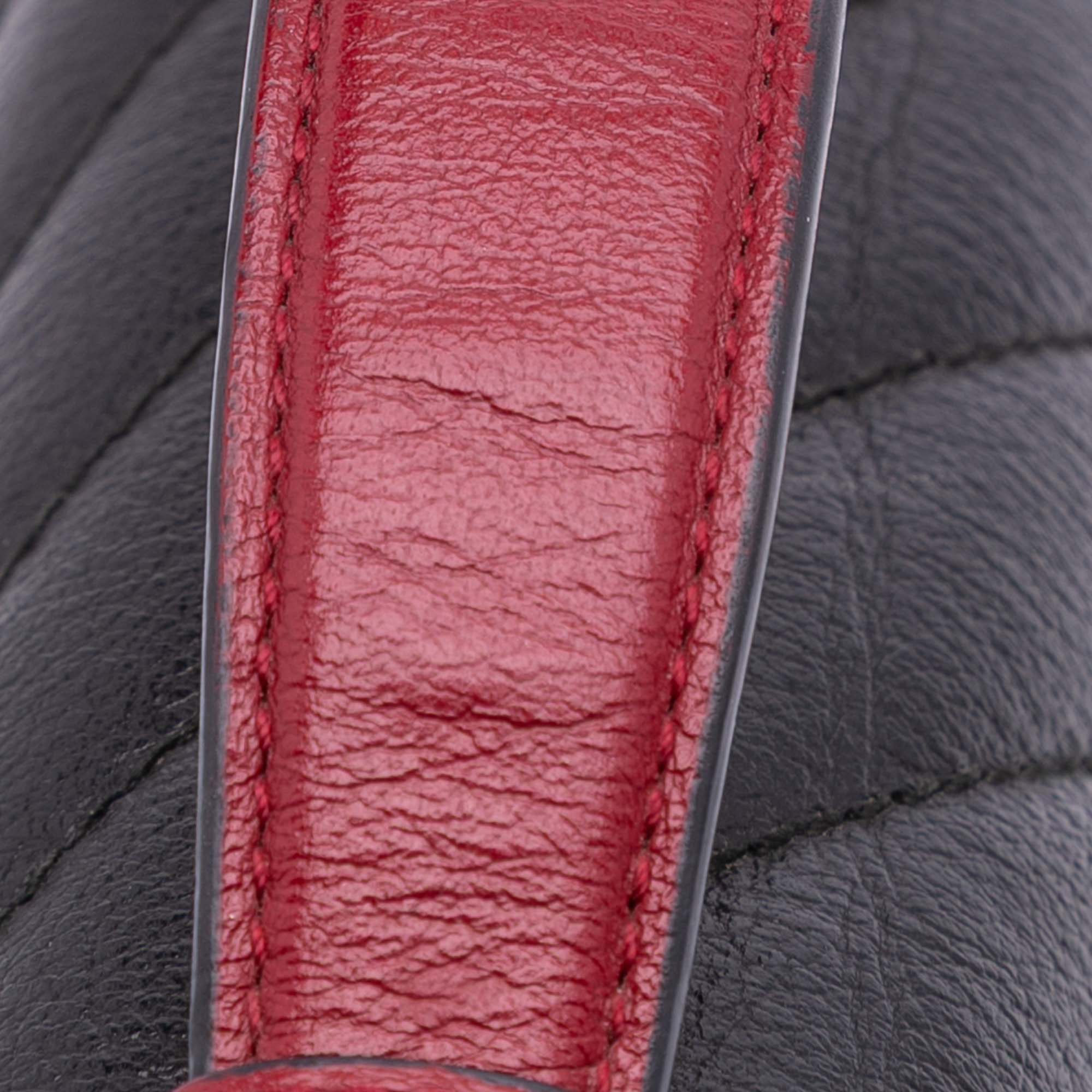 GG Marmont Matelasse Leather Torchon Top Handle Bag
