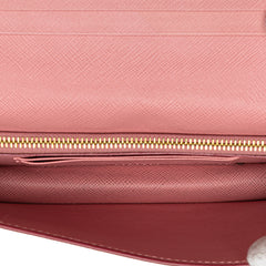 Saffiano Lux Wallet on Chain
