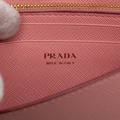 Saffiano Lux Wallet on Chain