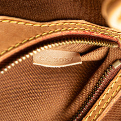 Monogram Batignolles Vertical Tote