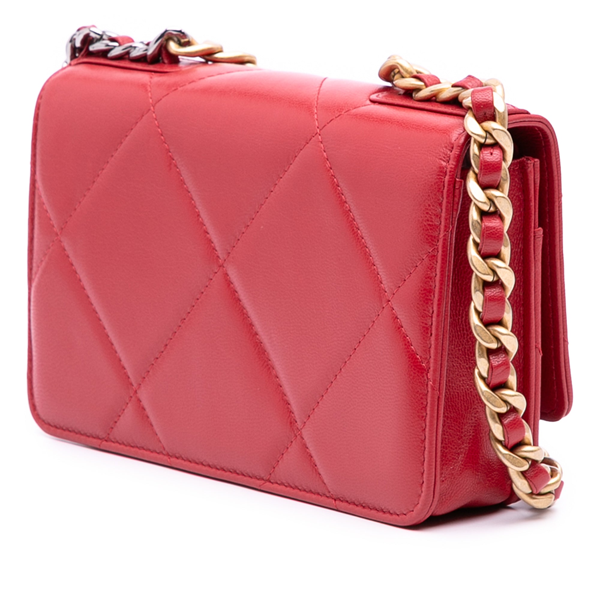 Quilted Goatskin 19 Wallet on Chain