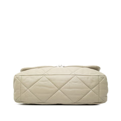 Maxi Lambskin 19 Flap