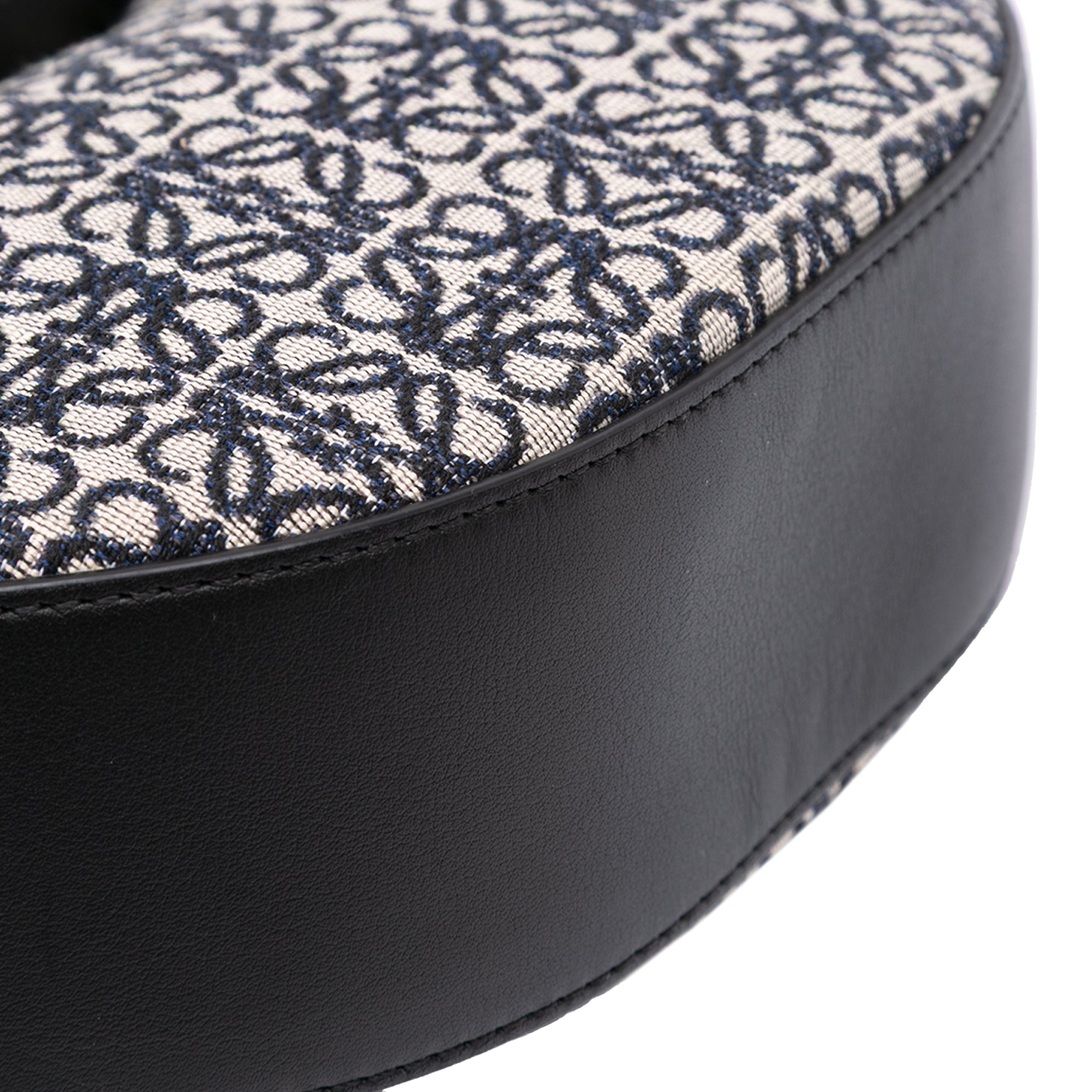 Small Anagram Canvas Luna Hobo