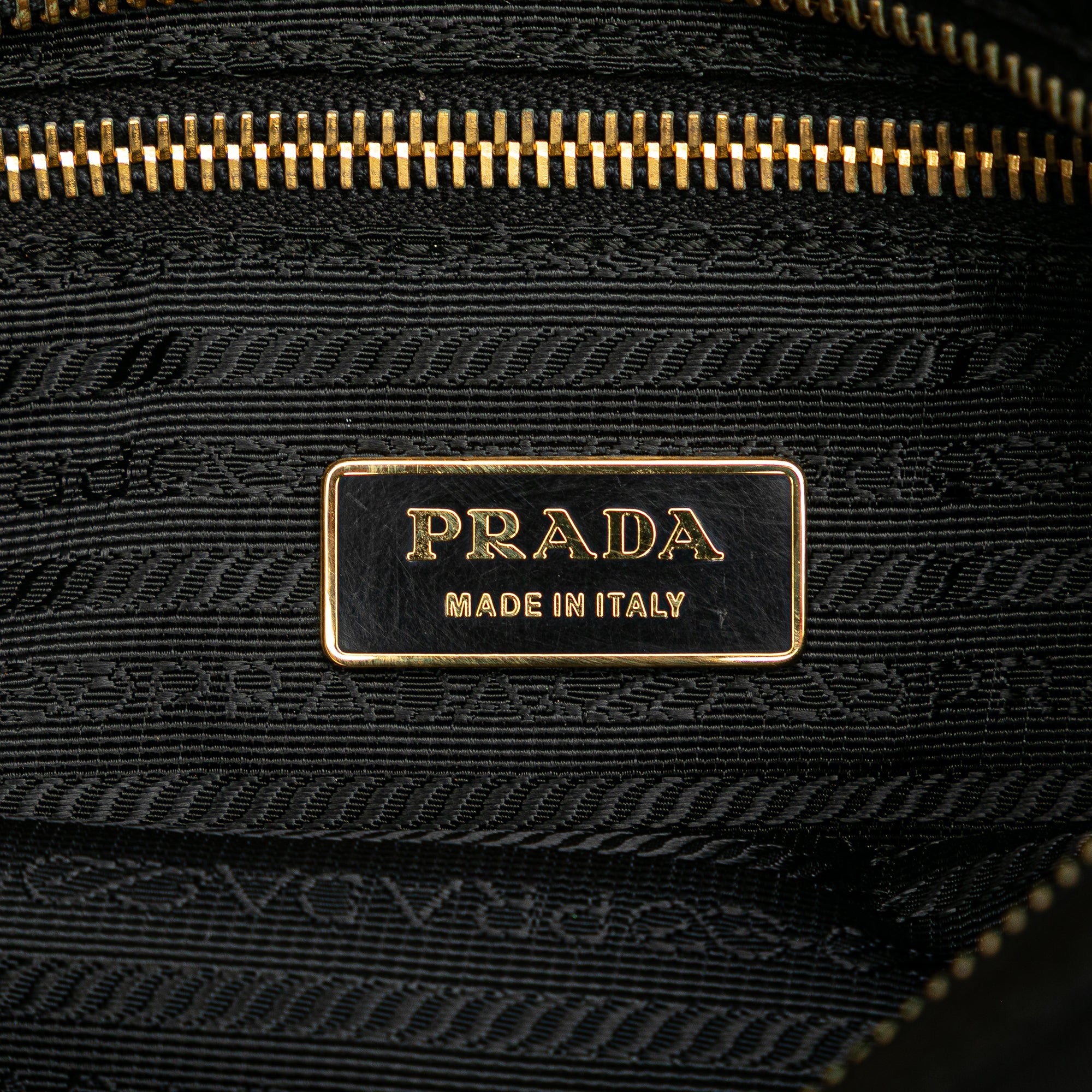 Tessuto Stropicciato Tassel Crossbody