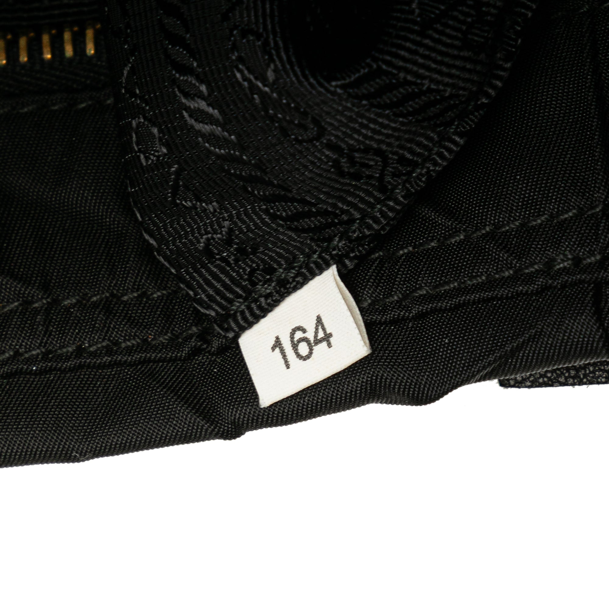 Tessuto Stropicciato Tassel Crossbody