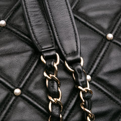 Medium Quilted Lambskin Pearl Studs Flap