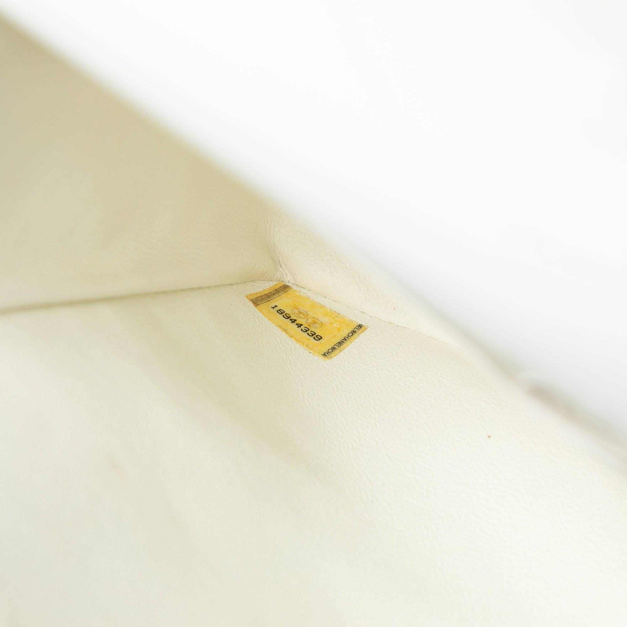 Jumbo Classic Caviar Double Flap