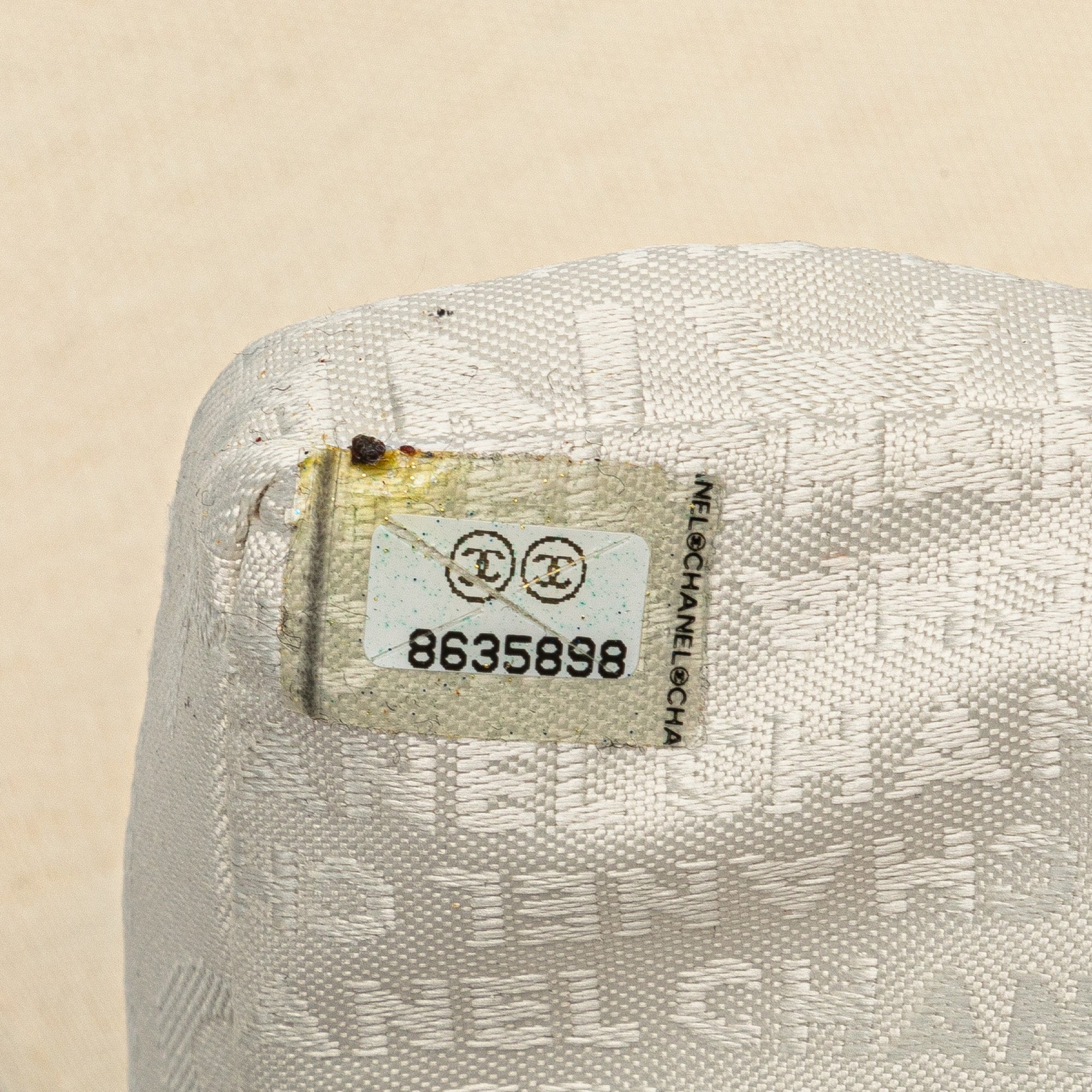 CC Jersey Pyramid Stud Flap