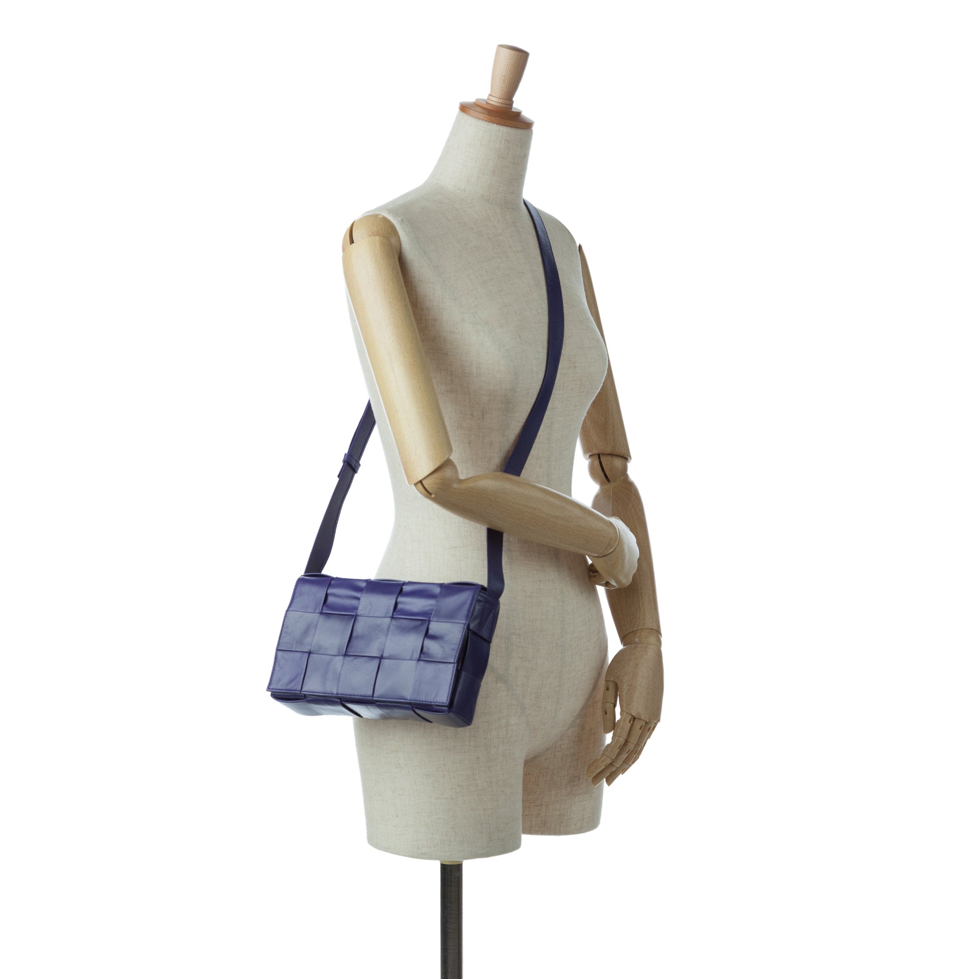 Nappa Intrecciato Cassette Crossbody