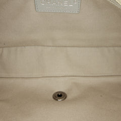 Small Airlines Tweed Flap