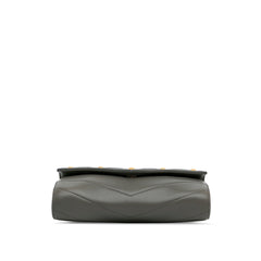 Medallion Chevron Flap Clutch_4