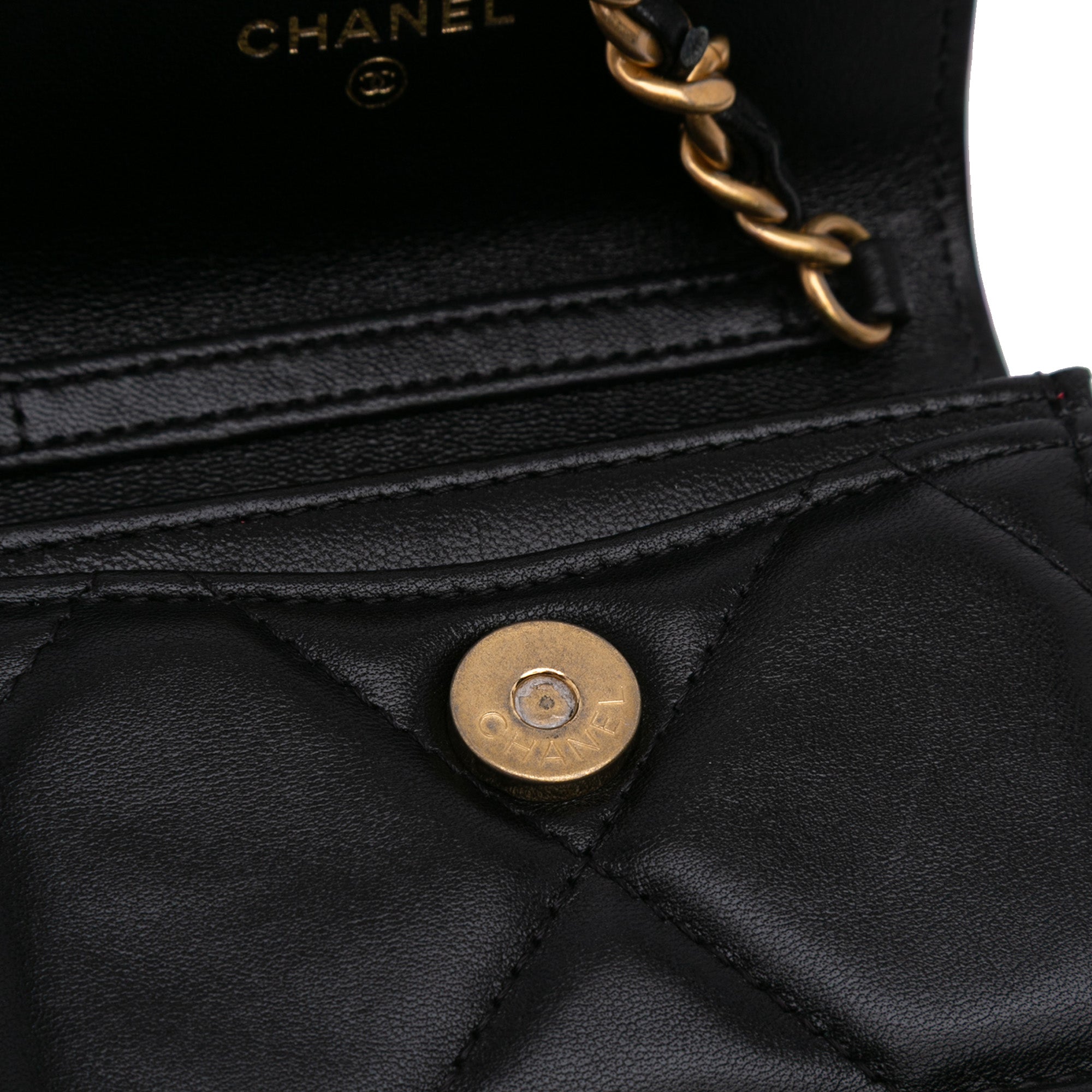 Lambskin 19 Flap Coin Purse With Chain