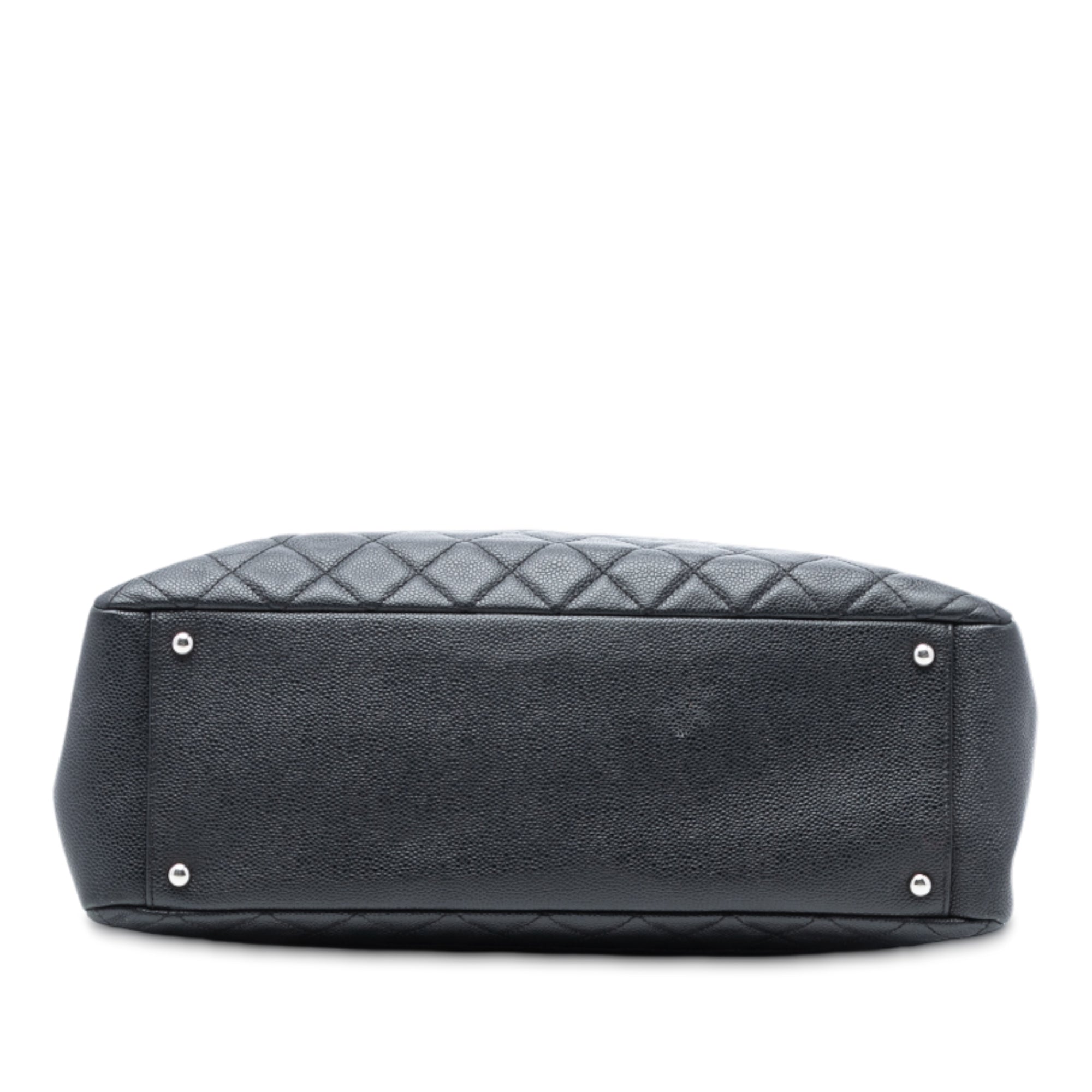 Caviar Grand Shopping Tote XL