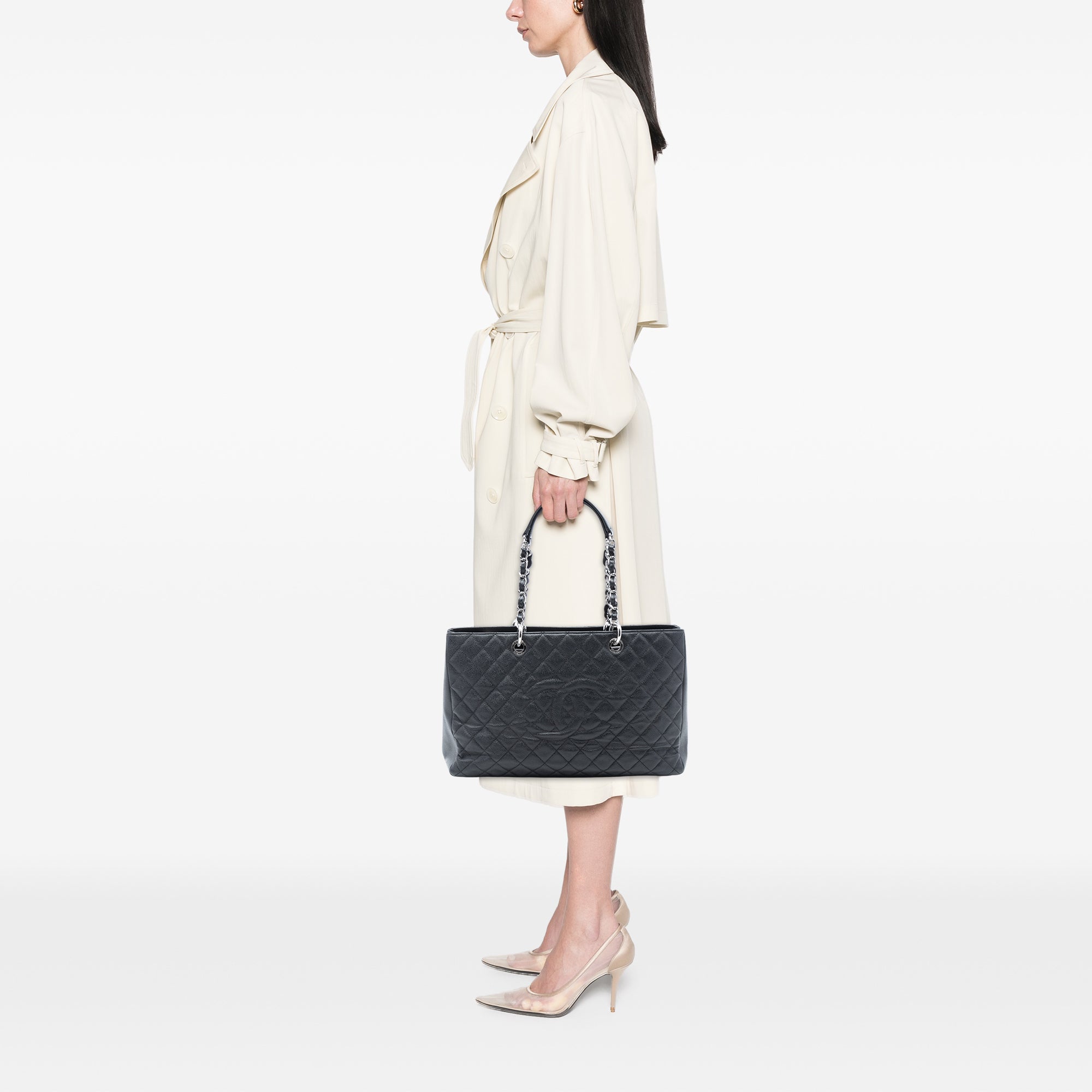 Caviar Grand Shopping Tote XL