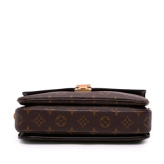 Monogram Pochette Metis