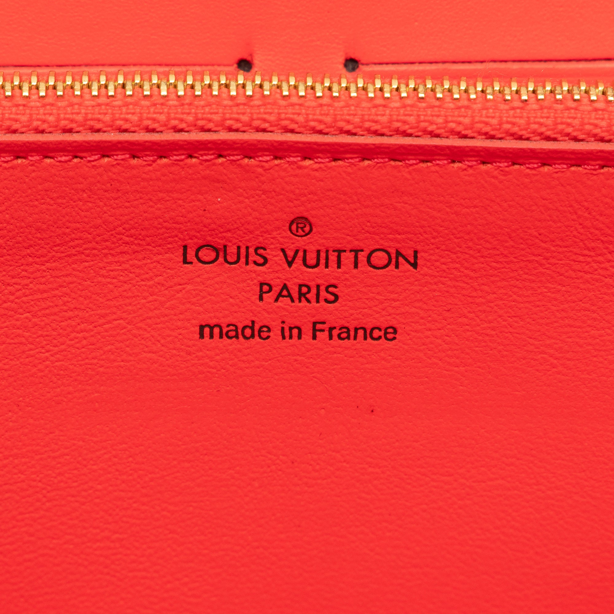 Taurillon Capucines Wallet_6