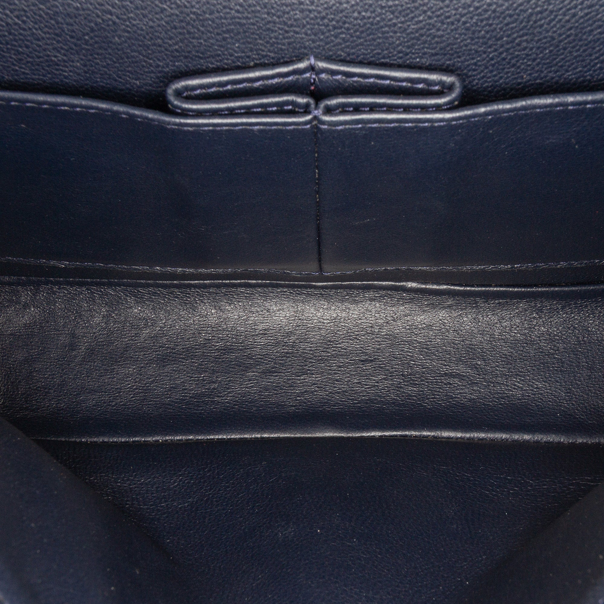 Medium Classic Caviar Double Flap