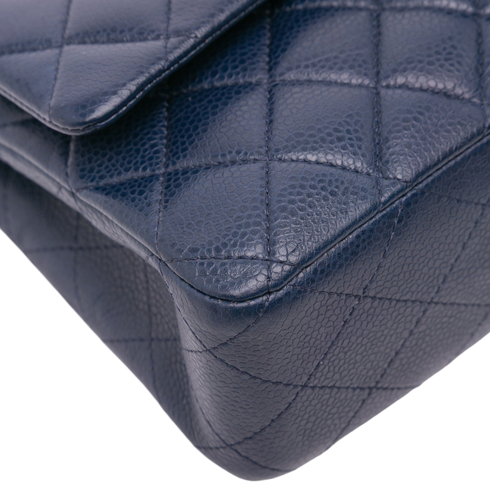 Medium Classic Caviar Double Flap