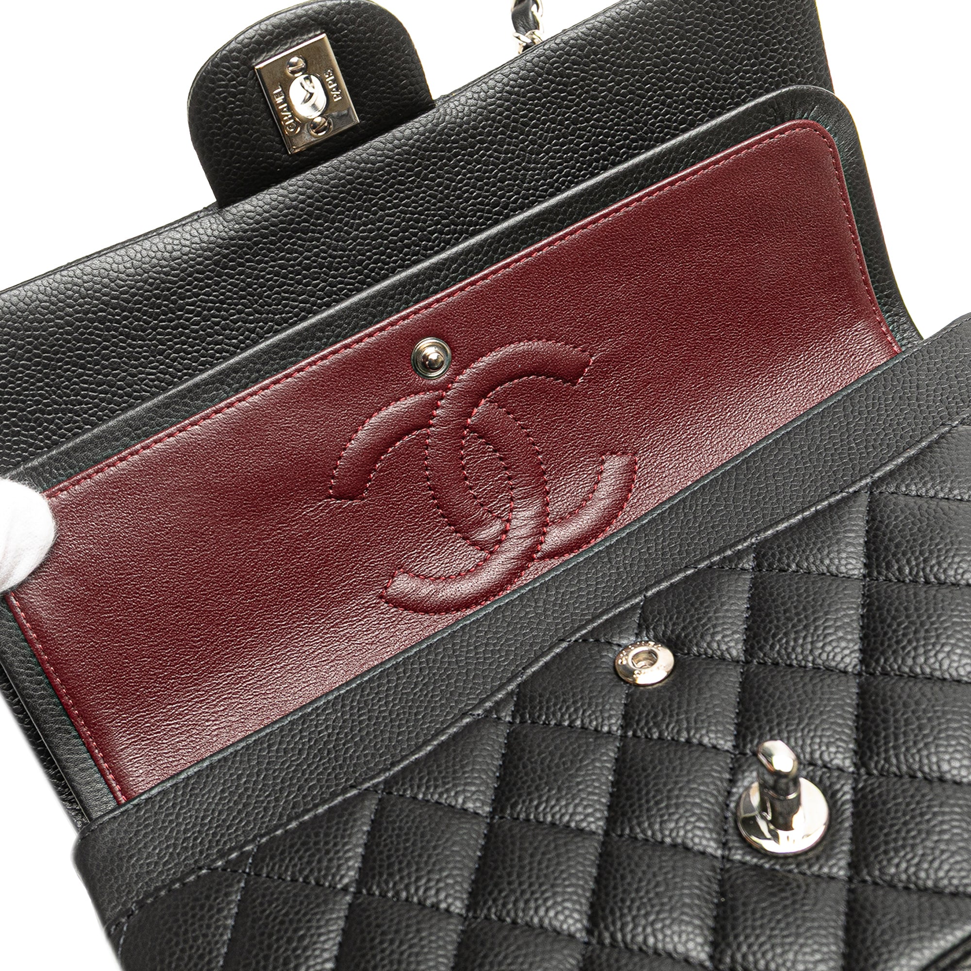Medium Classic Caviar Double Flap