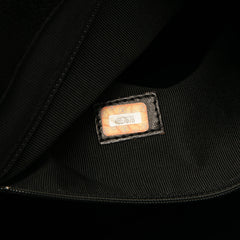 Caviar Logo Chain Shoulder Bag