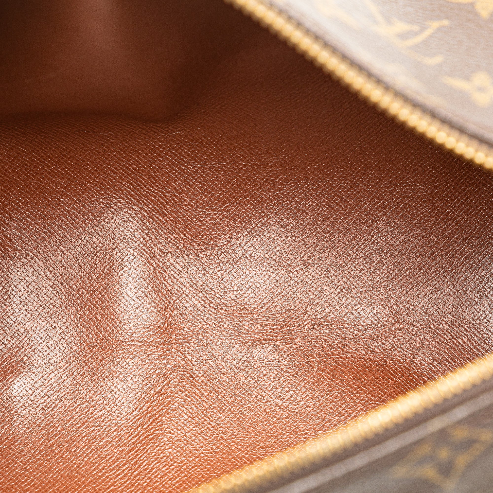 Monogram Papillon 26