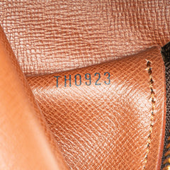 Monogram Papillon 26