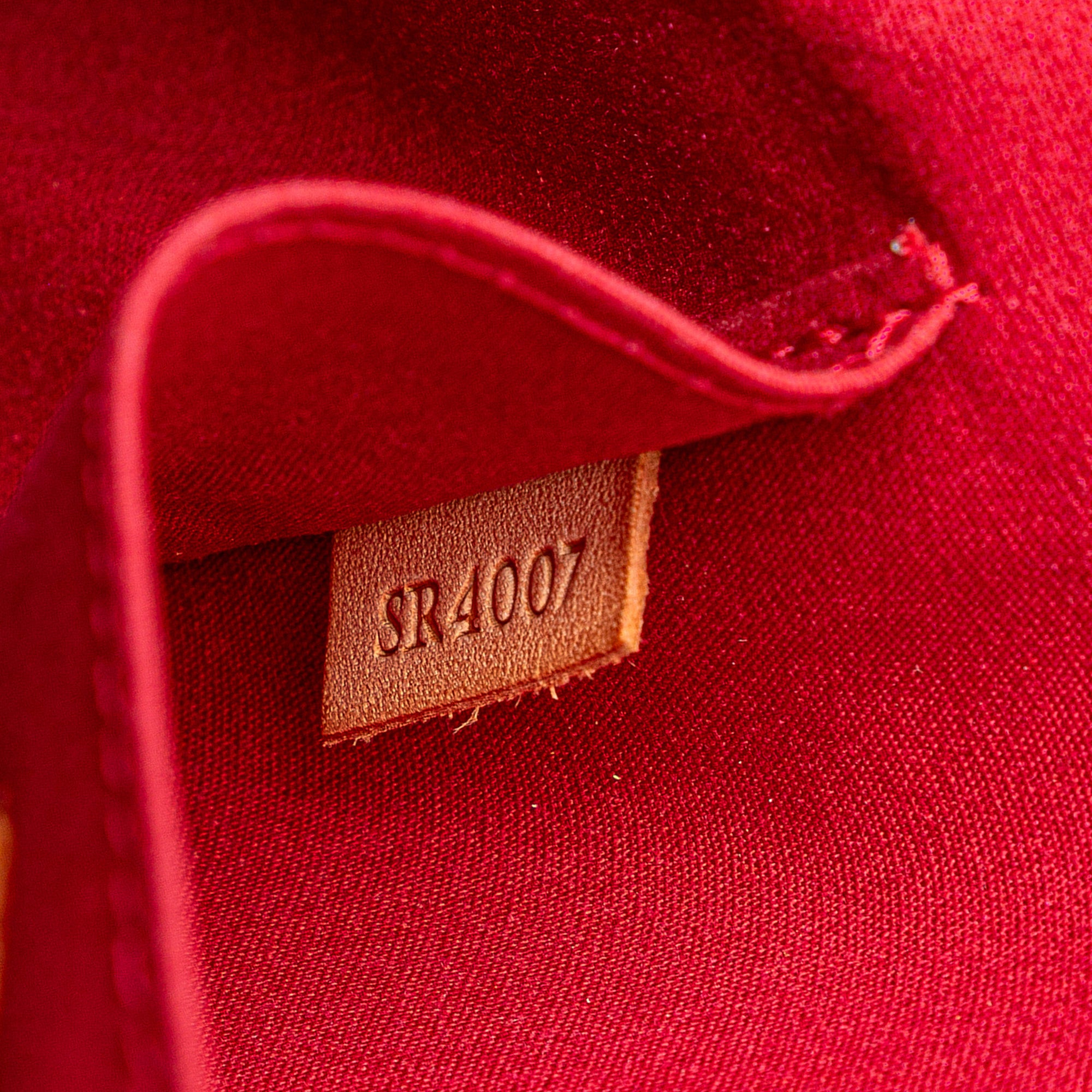 Monogram Vernis Roxbury Drive