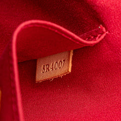 Monogram Vernis Roxbury Drive