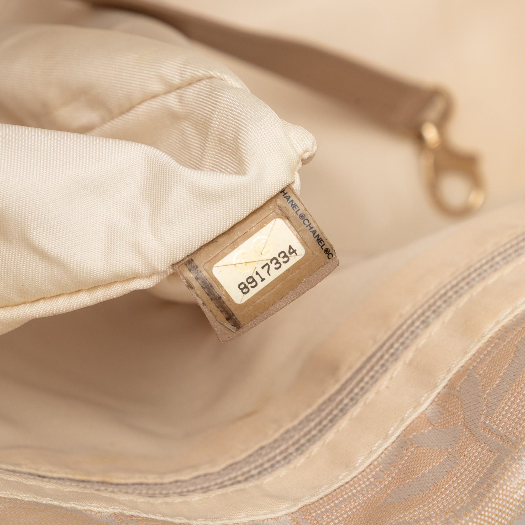 New Travel Line Nylon Tote