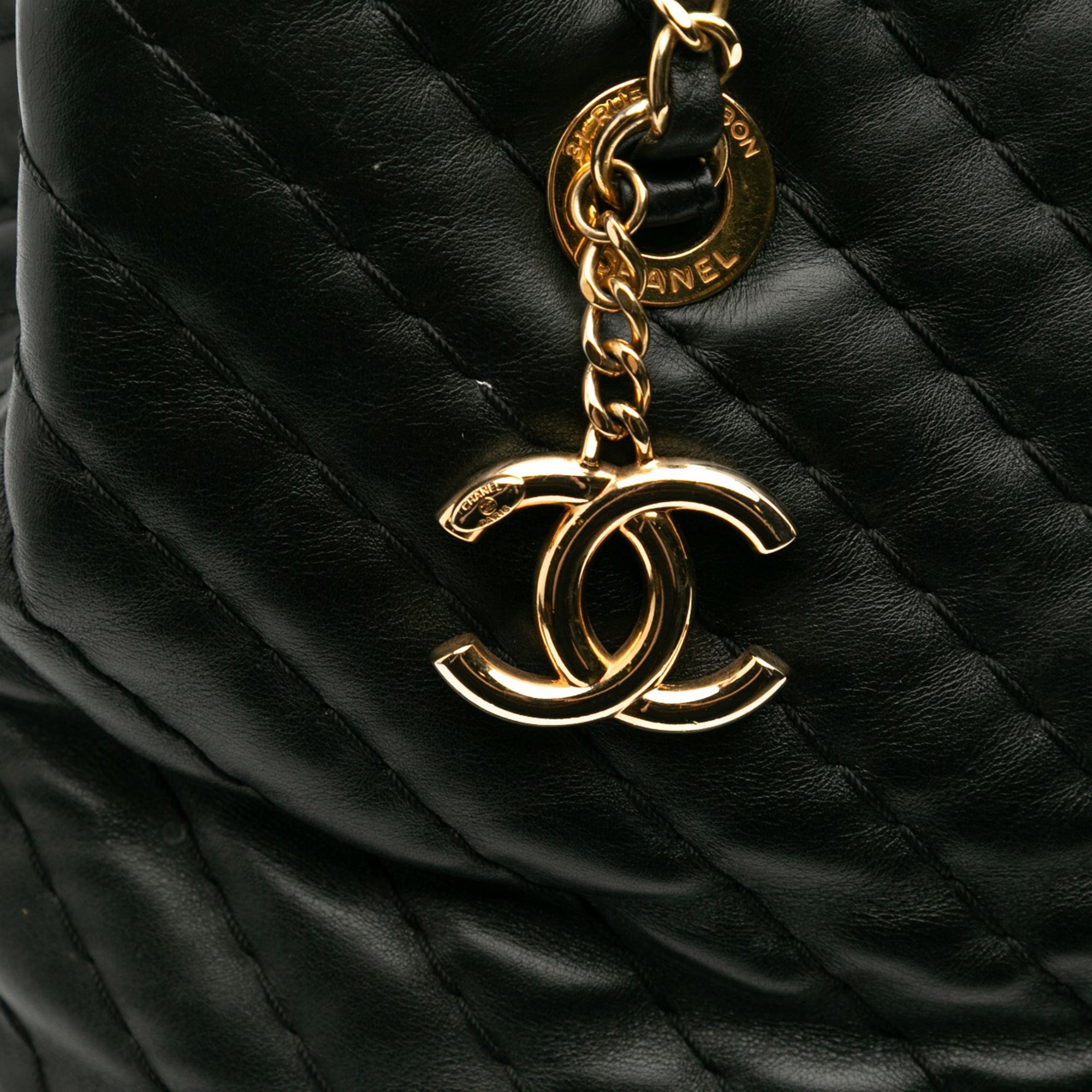 Large Chevron Calfskin Surpique Tote