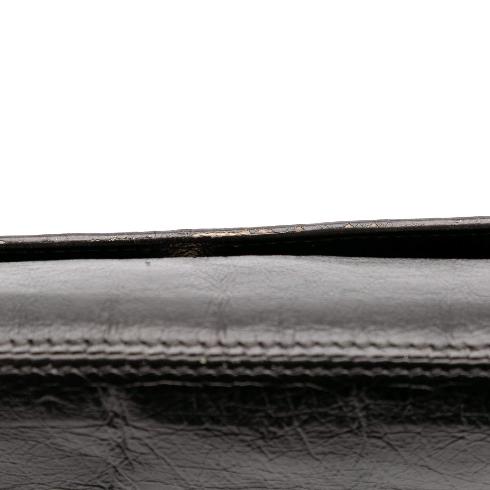 Textured Patent Belle de Jour Clutch