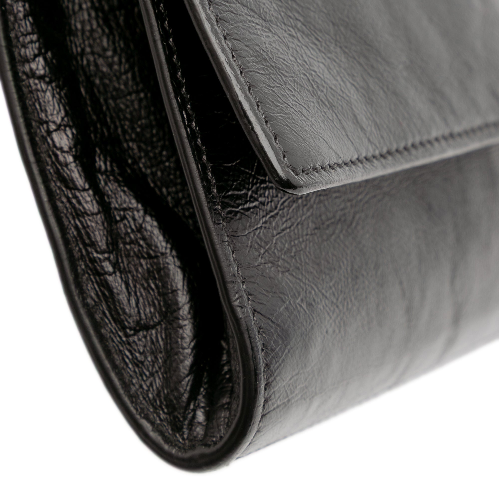 Textured Patent Belle de Jour Clutch