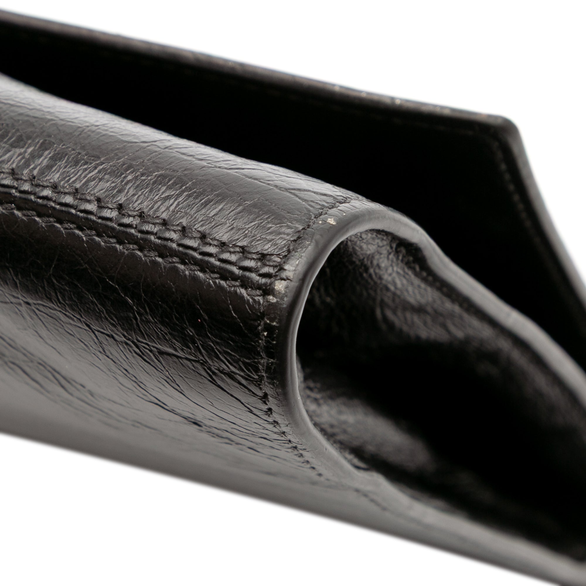 Textured Patent Belle de Jour Clutch