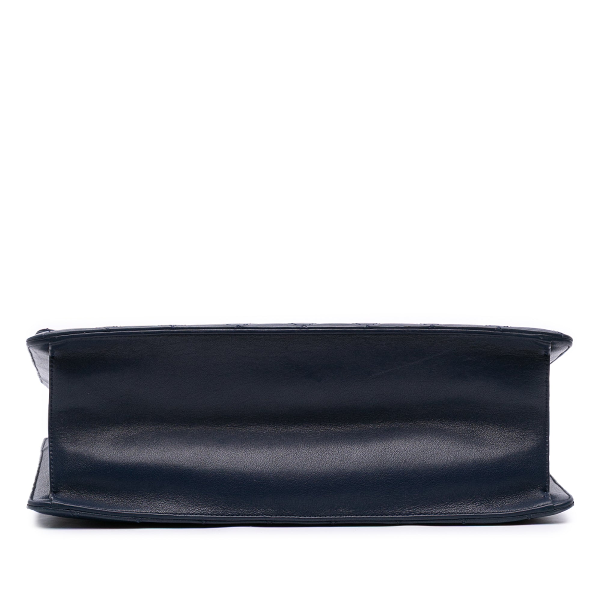 Quilted Sheepskin Beauty Lock Shopping Tote