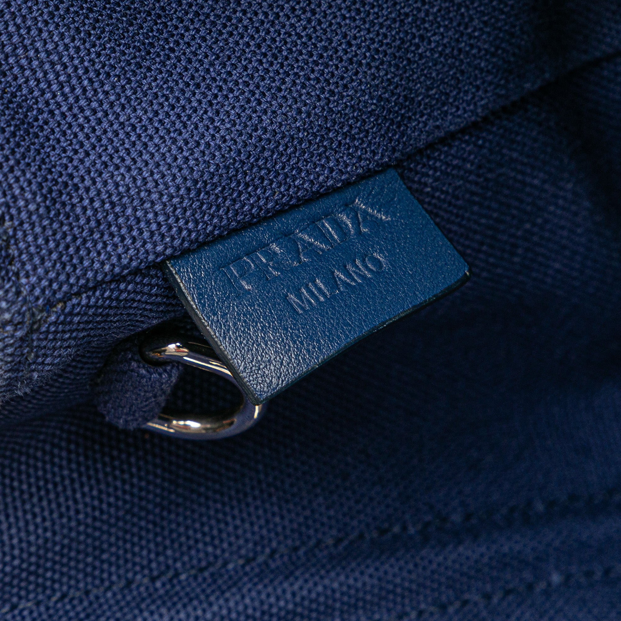 Small Canvas Canapa Grommet Satchel