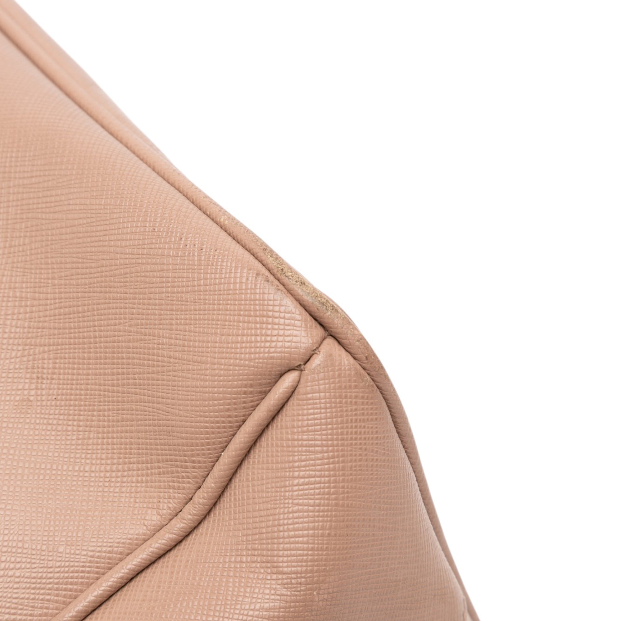 Medium Saffiano Lux Galleria Double Zip Tote
