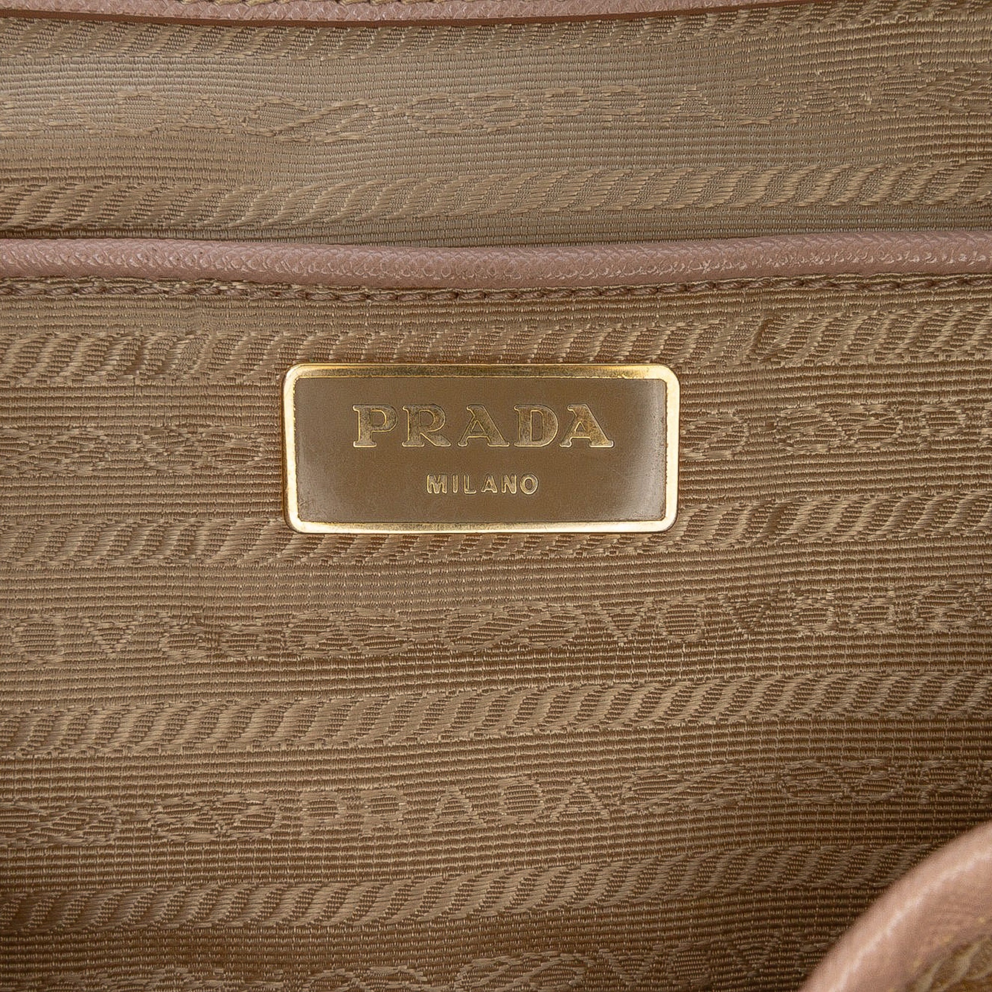 Medium Saffiano Lux Galleria Double Zip Tote