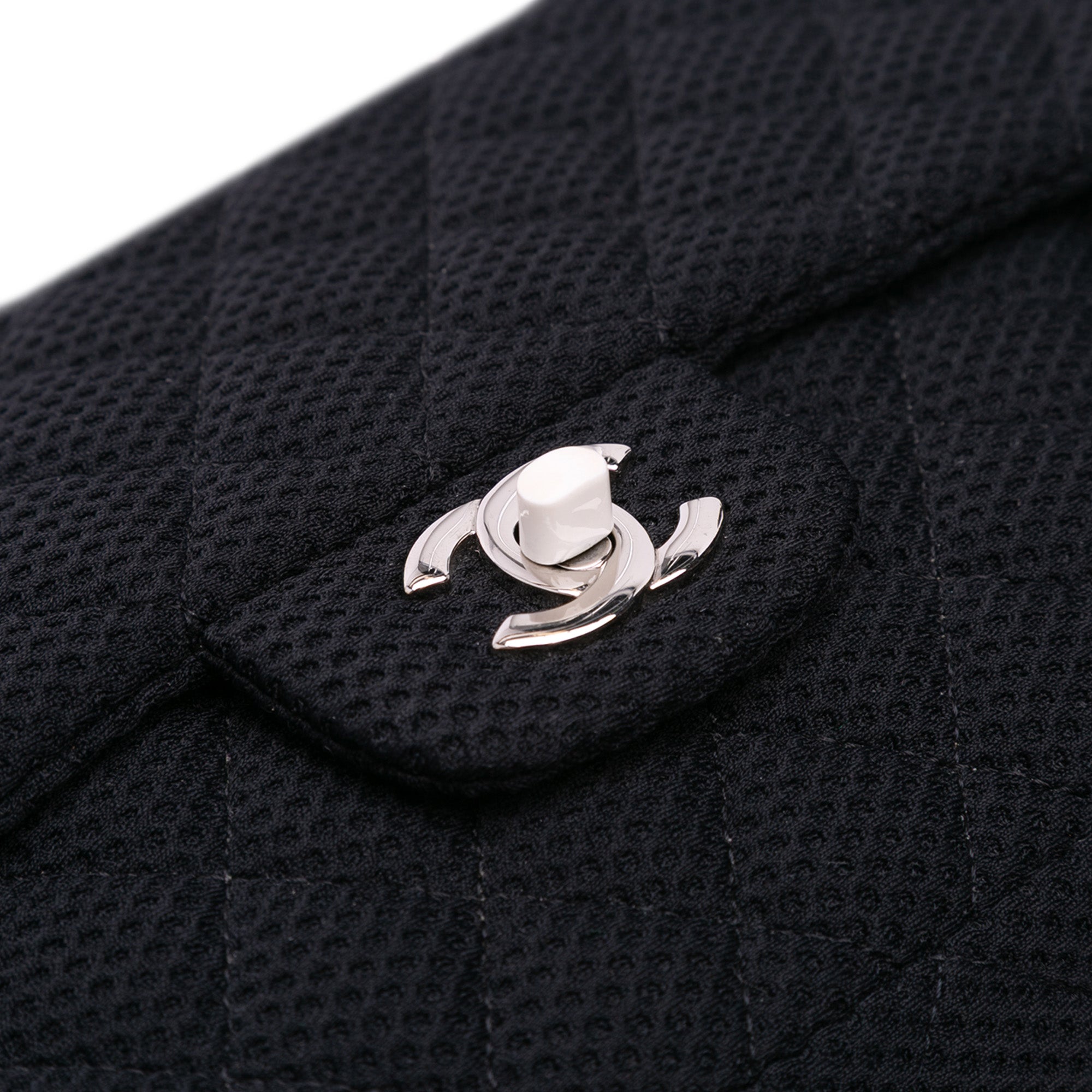 Medium Classic Mesh Single Flap