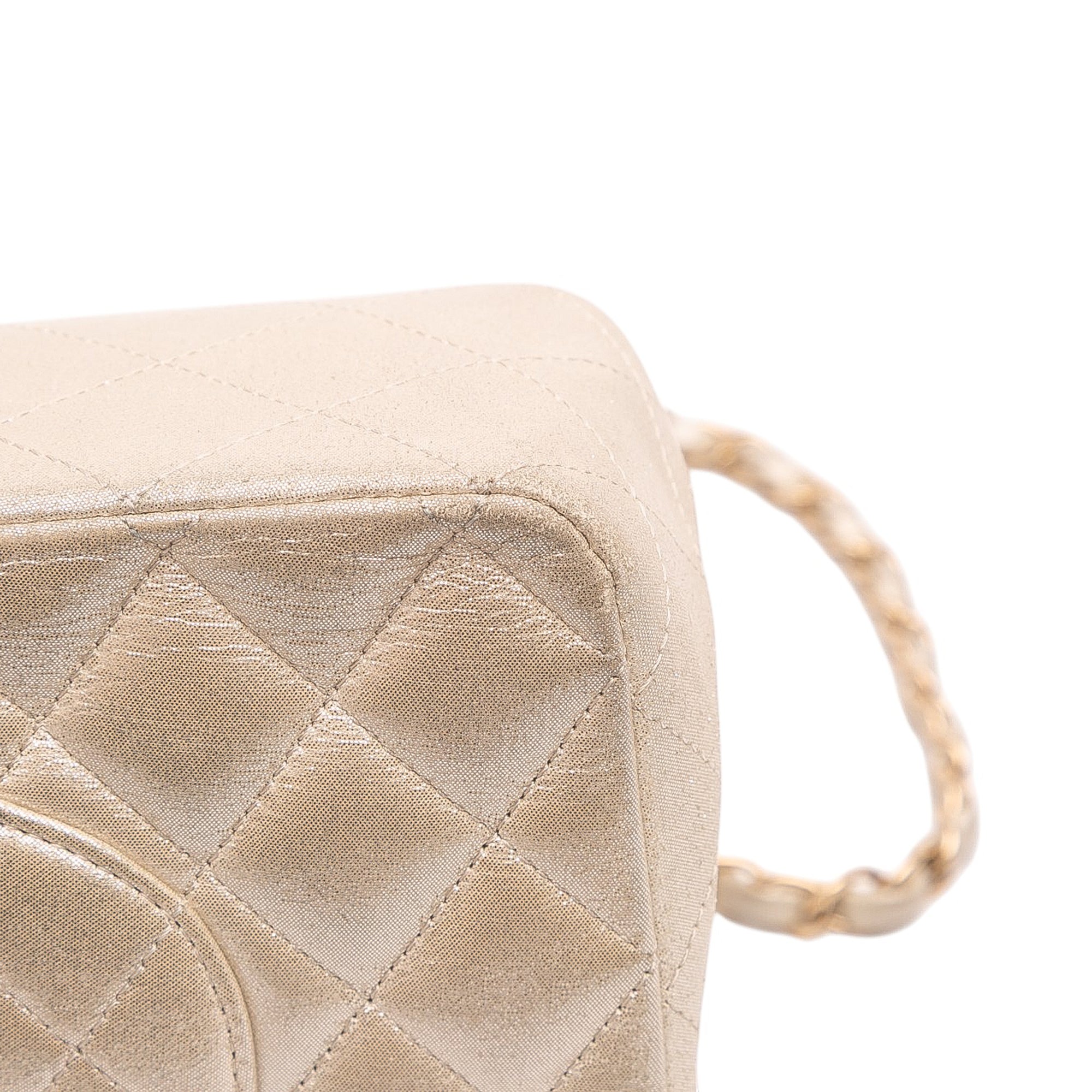 Medium Classic Iridescent Lambskin Double Flap